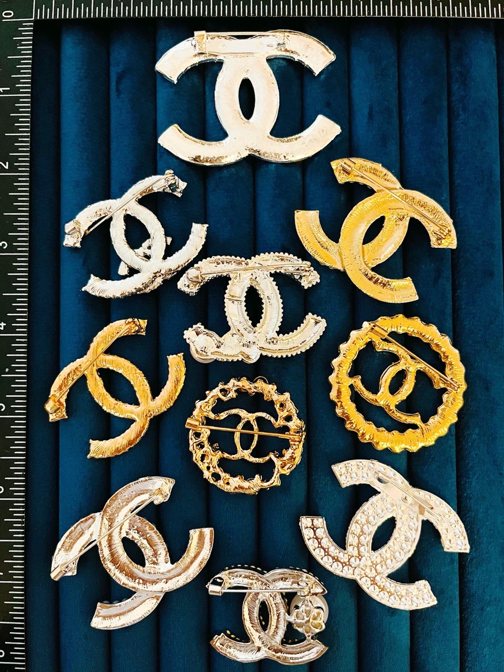 Lot 10Pc Initial Sparkling
Crystal Letter Brooch Pin Gold
Silver Tone Rhinestone - Picture 2 of 2
